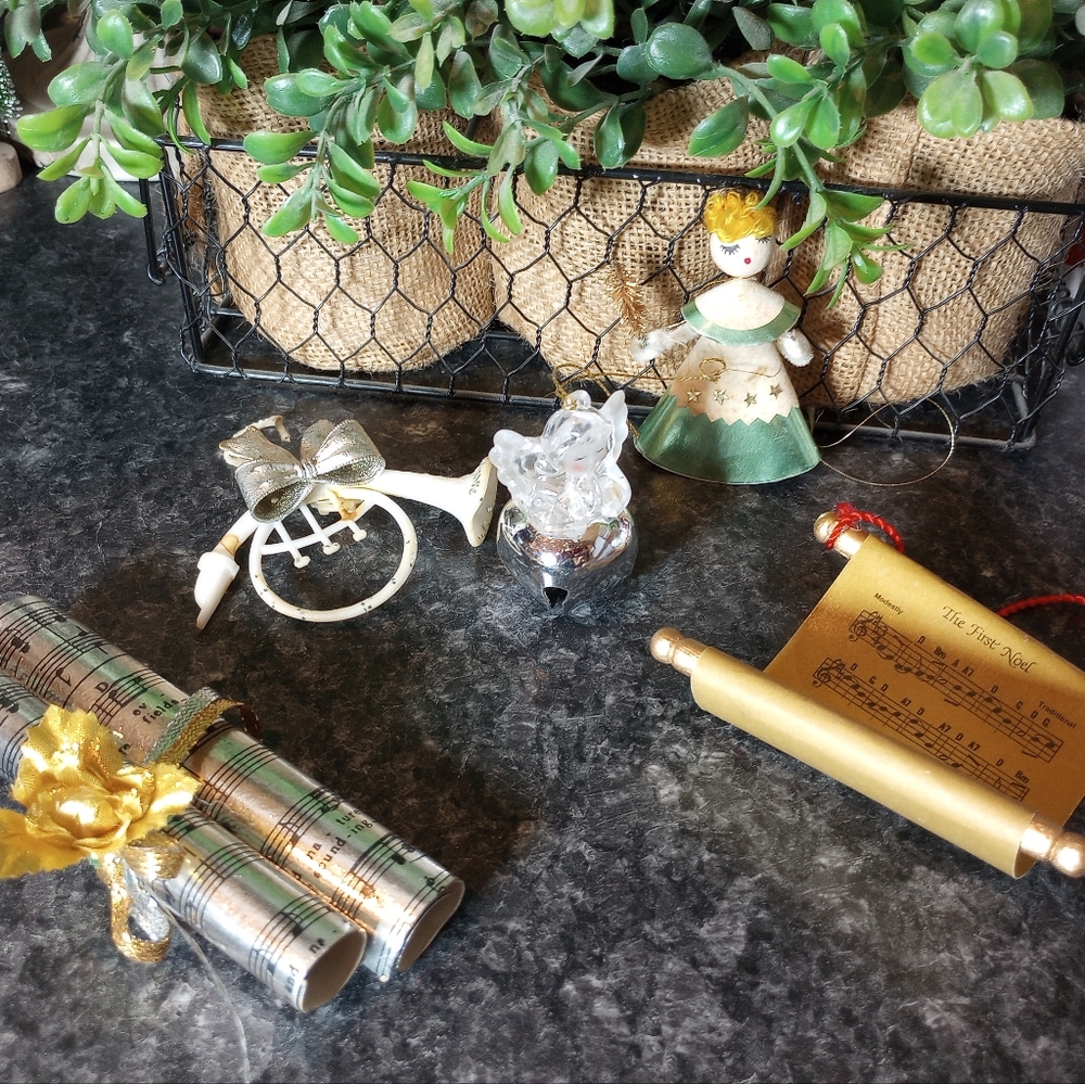 Vtg Kitschy Christmas Ornament Lot Angel Horn Bell music scroll the first  Noel